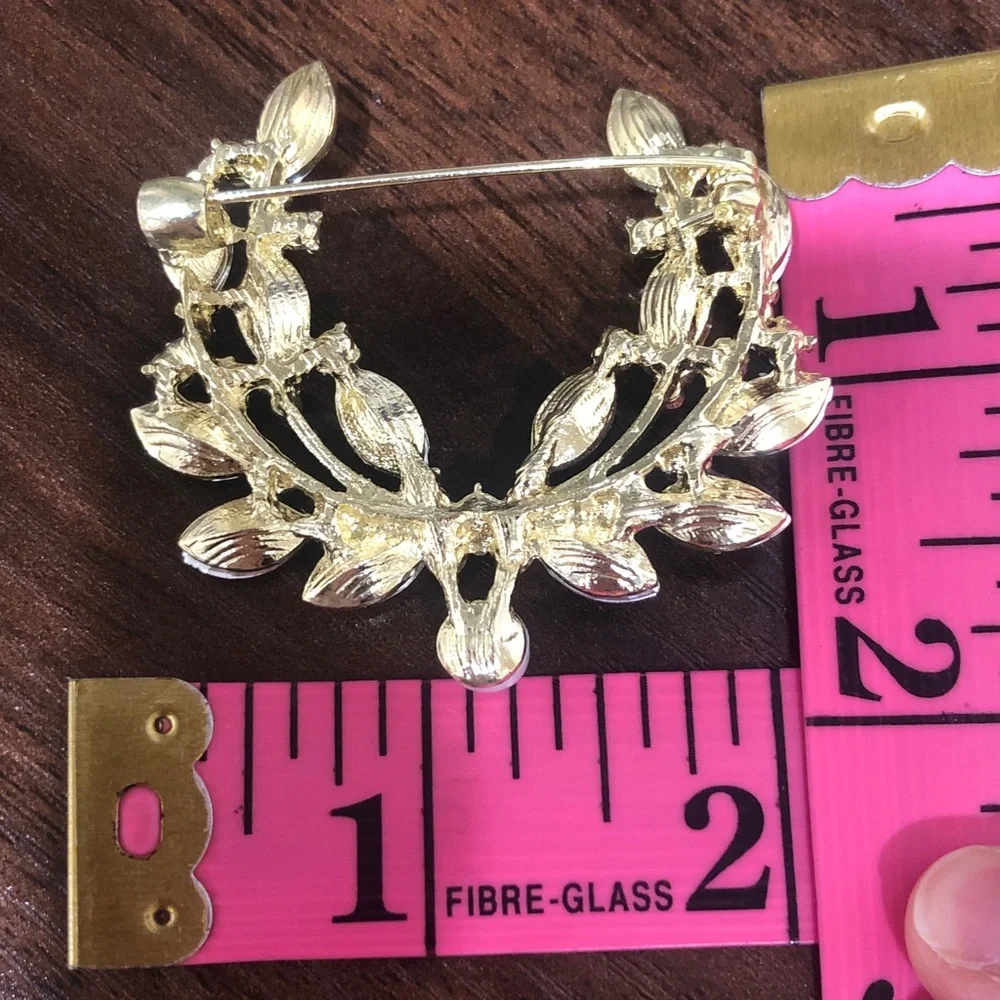 Vintage Brooch Pin Purple Gold